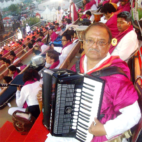 Deepak-Tahil-Music