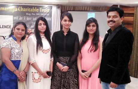 भिलाई। संतोष राय इंस्टीट्यूट में बी.कॉम क्रैश कोर्स की कक्षाएं 2 जनवरी से प्रारंभ हो रही हैं। संस्था संचालक डॉ. संतोष राय ने बताया कि बी. कॉम. के सभी विषयों को 45 दिन में पढ़ाया जाएगा। वहीं साप्ताहिक एवं मासिक टेस्ट द्वारा छात्रों का मूल्यांकन किया जाएगा।