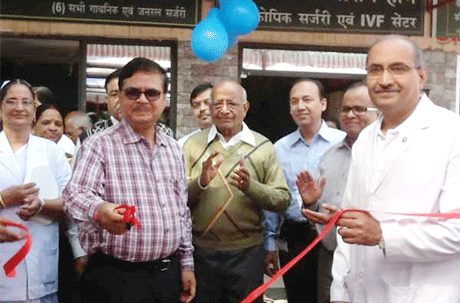 बिलासपुर। नई तरह की इंसुलिन का असर 24 से 36 घंटे तक रहेगा। यह पीड़ितों के लिए वरदान साबित होने वाला है। इसके साथ ही वजन बढ़ने की शिकायत भी नहीं रहेगी। यह बात डॉ प्रवीण कालवीट ने मधुमेह की अत्याधुनिक चिकित्सा से संबंधित एपीआइ के सेमिनार में कही। उन्होंने कहा कि उन्होंने अमेरिका के कॉन्फ्रेस के अनुभवों को भी साझा किया। एसोसिएशन आॅफ फिजिशियन आॅफ इंडिया के रायपुर चेप्टर की ओर से यह आयोजन किया गया।