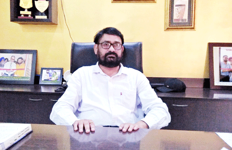 भिलाई। भारत सरकार के डिजिटल इंडिया मिशन को साकार करने के लिए आईसेक्ट सुपेला और आईसेक्ट-बीडीएस कालेज बाबा दीप सिंह नगर में एक विशेष पाठ्यक्रम का संचालन किया जा रहा है। सर्टिफिकेट इन डिजिटल लिटरेसी पाठ्यक्रम में पाठ्य सामग्री तथा सर्टिफिकेट आईसेक्ट भोपाल द्वारा प्रदान किया जाएगा। 