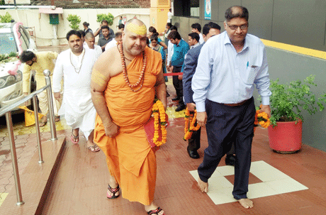 Nischalananda Saraswati Disciple