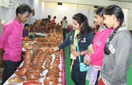 Girls College Mati Kala