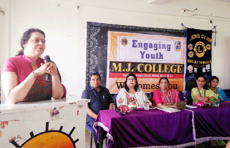 MJ College Hindi Diwas