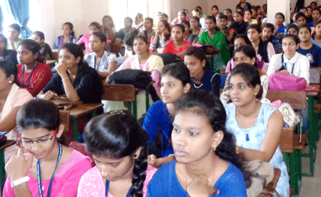 Patankar Girls College Hindi Diwas