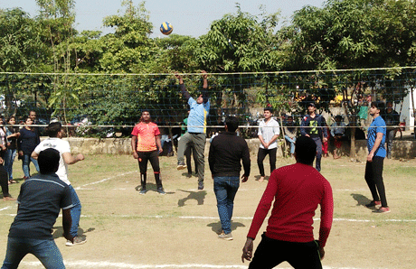 MJ-College-Volley-Ball