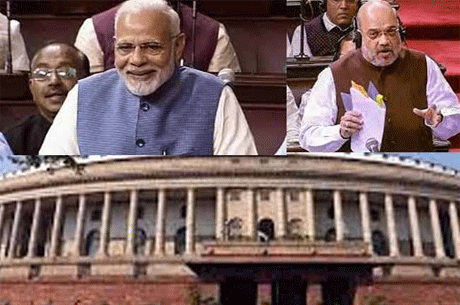 नई दिल्ली। केंद्र सरकार ने जम्मू-कश्मीर को विशेष राज्य का दर्जा देने वाले संविधान के अनुच्छेद 370 को खत्म करने का फैसला किया है। प्रधानमंत्री नरेंद्र मोदी की अध्यक्षता में कैबिनेट की बैठक में यह फैसला लिया गया, जिसका एलान गृहमंत्री अमित शाह ने राज्यसभा में किया जहां यह पारित हो गया जहां इसे 61 के मुकाबले 125 मतों से पारित कर दिया गया। गृहमंत्री अमित शाह ने संसद को बताया कि अनुच्छेद 370 को खत्म कर दिया गया है और इस आदेश पर राष्ट्रपति ने हस्ताक्षर कर दिए हैं। अनुच्छेद 370 के खत्म होने के साथ अनुच्छेद 35-ए भी खत्म हो गया है जिससे राज्य के 'स्थायी निवासी' की पहचान होती थी। सरकार ने अनुच्छेद 370 के खात्मे के साथ-साथ प्रदेश के पुनर्गठन का भी प्रस्ताव किया है।