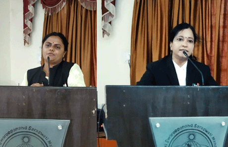 भिलाई। स्वामी श्री स्वरूपानंद सरस्वती महाविद्यालय में महिला प्रकोष्ठ एवं राष्ट्र सेविका समिति के संयुक्त तात्वावधान में ‘अपनी सुरक्षा अपना हाथ’ विषय पर एक दिवसीय कार्यशाला का आयोजन किया गया। कार्यक्रम की मुख्य अतिथि दुर्ग न्यायालय बार एसोसियेशन की महिला उपाध्यक्ष अधिवक्ता पूजा मोगरी कार्यक्रम की मुख्य वक्ता थीं। राष्ट्र सेविका समिति की श्रीमती रचना नायडू, शारदा पाण्डे, अधिवक्ता दुर्ग न्यायालय रश्मि राजपूत, अश्विनी वागले, सुचिता राजहंस शामिल हुई।