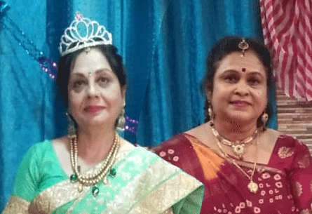 भिलाई। भिलाई महिला समाज की स्मृति नगर इकाई में तीज मिलन का आयोजन किया गया। नीता मल को तीज क्वीन और इकाई की सचिव उषा श्रीवास्तव को रनर अप घोषित किया गया। कार्यक्रम में विशेष रूप से भिलाई महिला समाज की सचिव आभा झा, सह सचिव रत्ना रानी डोकानिया, कोषाध्यक्ष गायत्री साहू, सह कोषाध्यक्ष अर्चना शर्मा, त्रिपर्णा दासगुप्ता, सुप्रभा मिश्रा दास, अम्बिका नायक, रफत बसर, स्वागता विश्वास, प्रतिमा इस्सर, रेखा सिंह उपस्थित थीं।