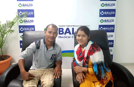 नवा रायपुर। अटलनगर स्थित बालको मेडिकल सेन्टर (बीएमसी) में थायरायड कैंसर के मरीजों को देश भर से रिफर किया जा रहा है। हाल ही में सार्क देशों से दो मरीज यहां रिफर किये गये। बीएमसी में थायरायड कैंसर की नाभिकीय आयोडीन थेरपी की सुविधा उपलब्ध है। यह सुविधा देश के कुछ ही अन्य शहरों में है जहां मरीजों को इलाज प्रारंभ करने के लिए 9 से 10 माह तक इंतजार करना पड़ता है।