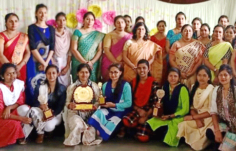 PG College of Nursing Bhilai wins laurels in national conference