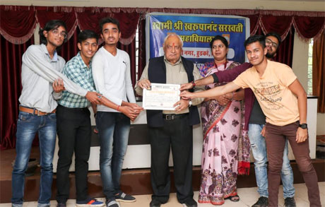 Annual Prize giving in SSSSMV Hudco Bhilai