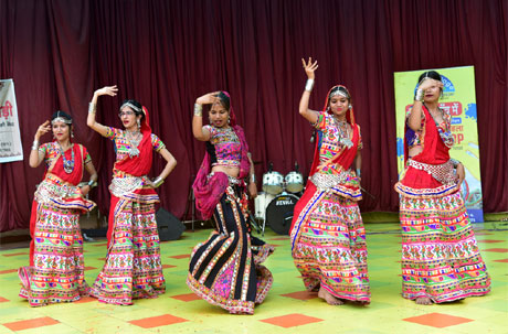 Dance at Santosh Rungta Group Vyom-2020
