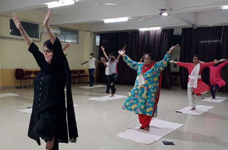 International Day of Yoga SSMV