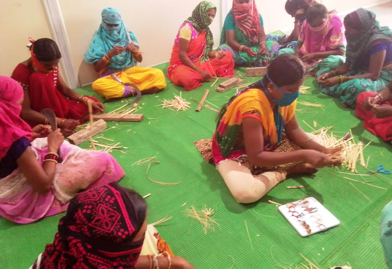 Bamboo Jewellery brings income to women