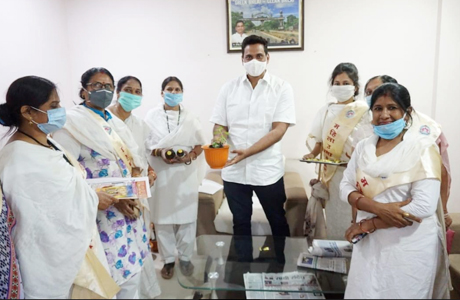 Mahila Utthan Mandal distributes Tulsi Saplings