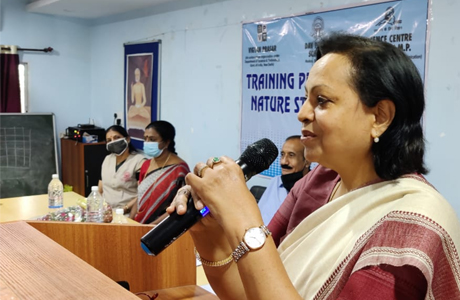 Dr Aruna Palta Vice Chancellor Durg University