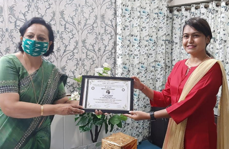 Winners felicitated at Hemchand Yadav University