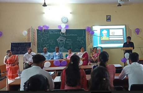 Teachers Day celebrated in Physics Department of Science College