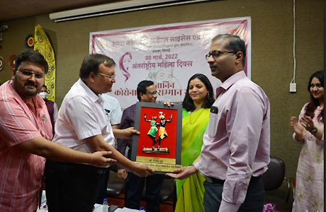 Mitanins Felicitated on Womens Day