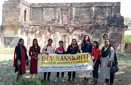 DSCET students Visit Dhamdha Garh