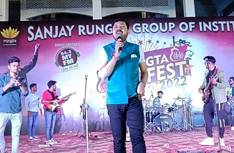 Thousands flock in Sanjay Rungta Group Fun Fest