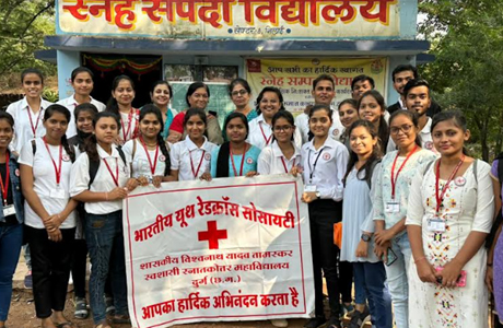 science college red cross reaches Sneha Sampada