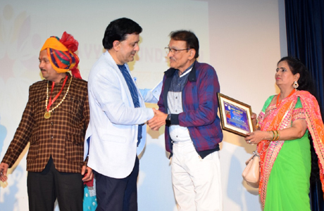 Singer Gyan felicitated at Udaypur
