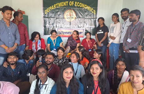 VYT students meet Padmashree Phulbasan