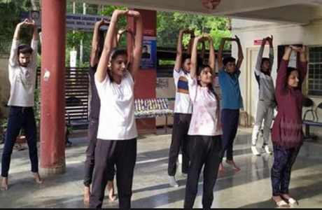 Yoga Day celebrated in SSSSMV Bhilai