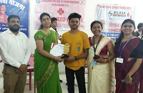 Blood donation in Confluence College