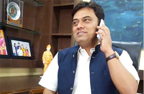 कांग्रेस जिग्नेश, हार्दिक से चर्चा कर रही तो जोगी से क्यों नहीं : देवव्रत