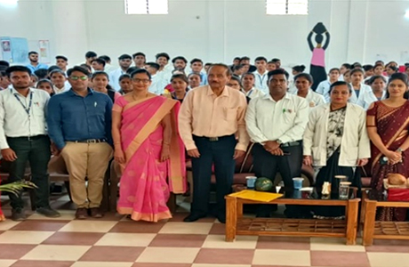 किशोरावस्था के परिवर्तनों की समझ पैदा करना जरूरी – डॉ सावंत