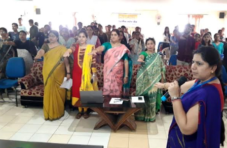 Hindi diwas observed at SSSSMV
