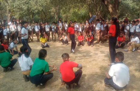 MJ School Kids share concern for traffic and environment at Maitri Baug