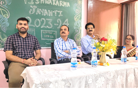 Vishwakarma Jayanti observed in Girls College