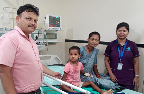 Child falls on bike and injures kidney