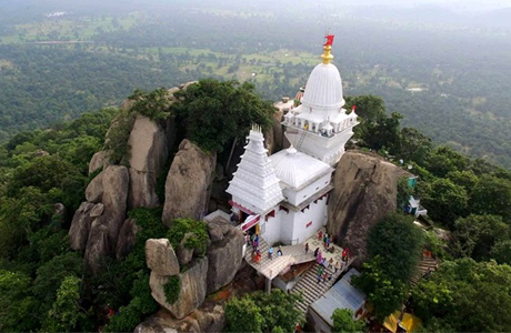 Bhim of the Pandavas had married Hidimba in this temple of Chhattisgarh