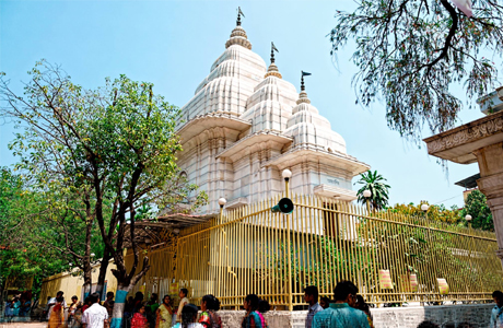 Maa Adyapeeth Temple is not only an architectural beauty but also brings together relions