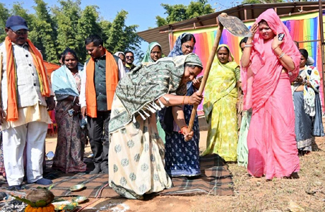 Women and Child welfare minster Laxmi Rajwade bhumipujan