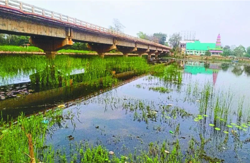 Cleaning river and Tandula Dam