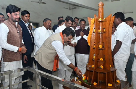 Guru Ghasidas strived to bring the society together - Sharma