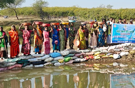 People join hands in Bori Bandhan for water conservation in Mungeli