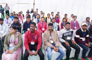 डीएमएफ फंड से संचालित अरुणोदय कोचिंग में साय ने किया संवाद