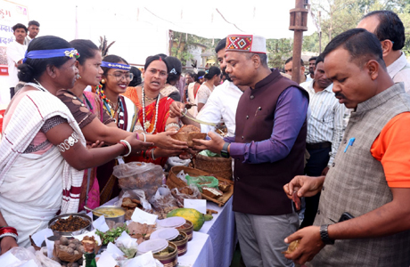 Minister Kedar Kashyap happy with turnout in Bastar Pandum