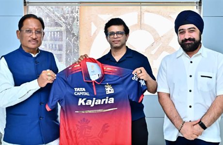RCB visits CM Sai before IPL. Gives jersey