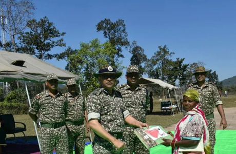 ITBP jawans come to aid of pregnant and facilitate delivery