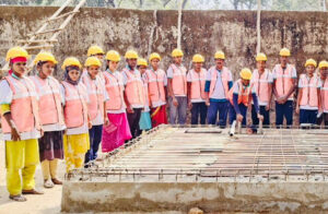 सकारात्मक शुुरुआत : निर्माण से जुड़ गए बंदूक उठाने वाले हाथ