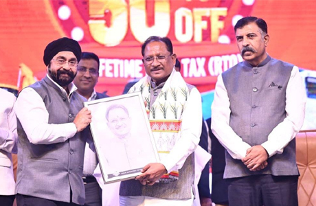 राडा ऑटो एक्सपो : 5 फरवरी तक टैक्स में 50 प्रतिशत की छूट