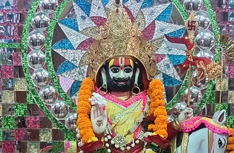 कौन हैं बाबा रामदेव? जिनकी शनिवार को की गई अखण्ड परिक्रमा