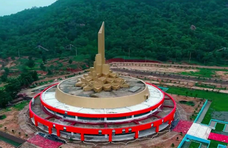 9.5 एकड़ में डोंगरगढ़ पर्यटक सुविधा केन्द्र, श्रीयंत्र जैसी आकृति